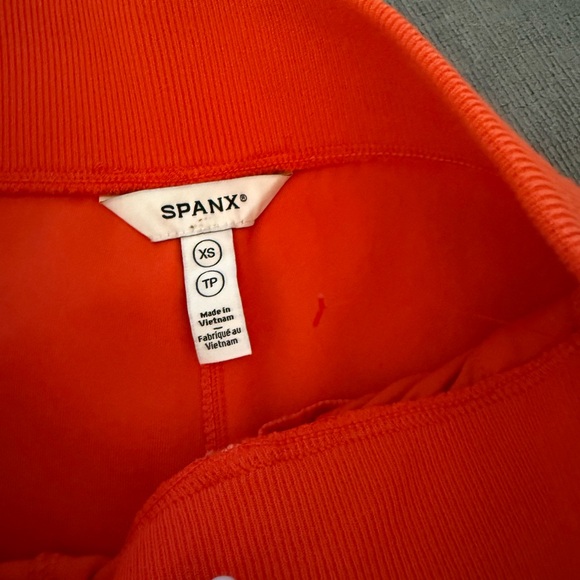 Spanx air essential jacket and pants set - Picture 10 of 11